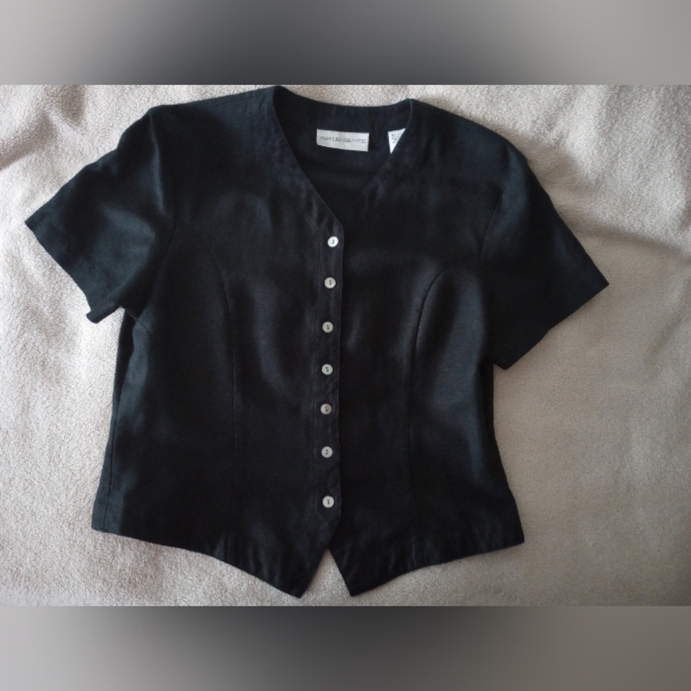 Valerie Stevens Black Short Sleeve Button Down Linen w/ Rayon Shirt